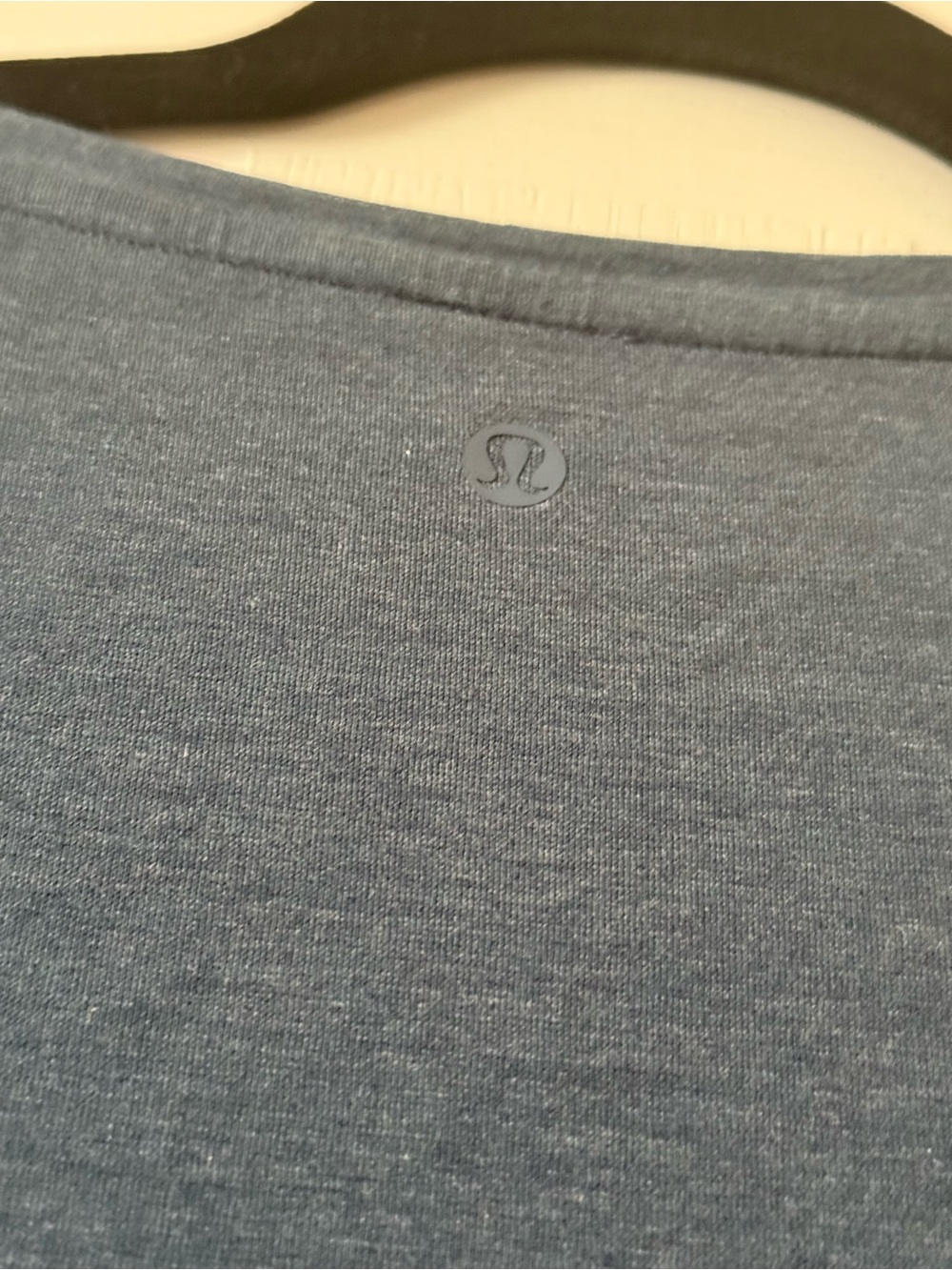 Lululemon top - Picture 3 of 4
